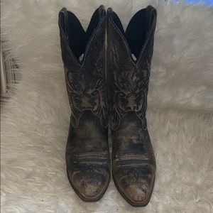 Dingo cowgirl boots